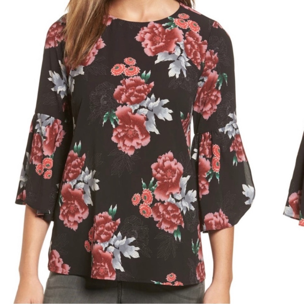 Bobeau Long Bell Sleeved Flowered Top, Size Medium